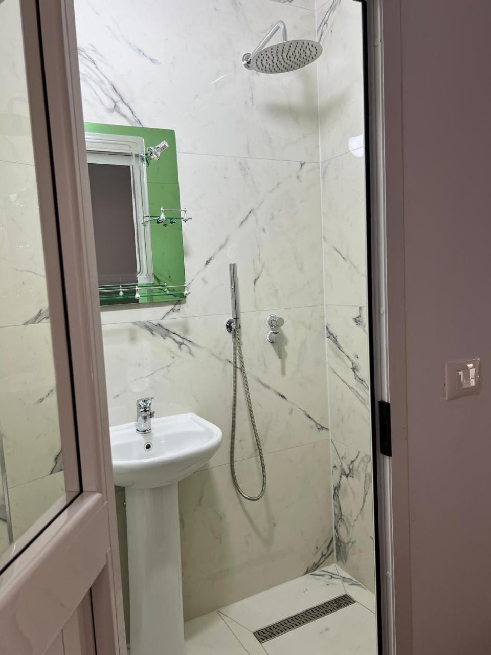 Hotel Kalaja Boks 외부 사진