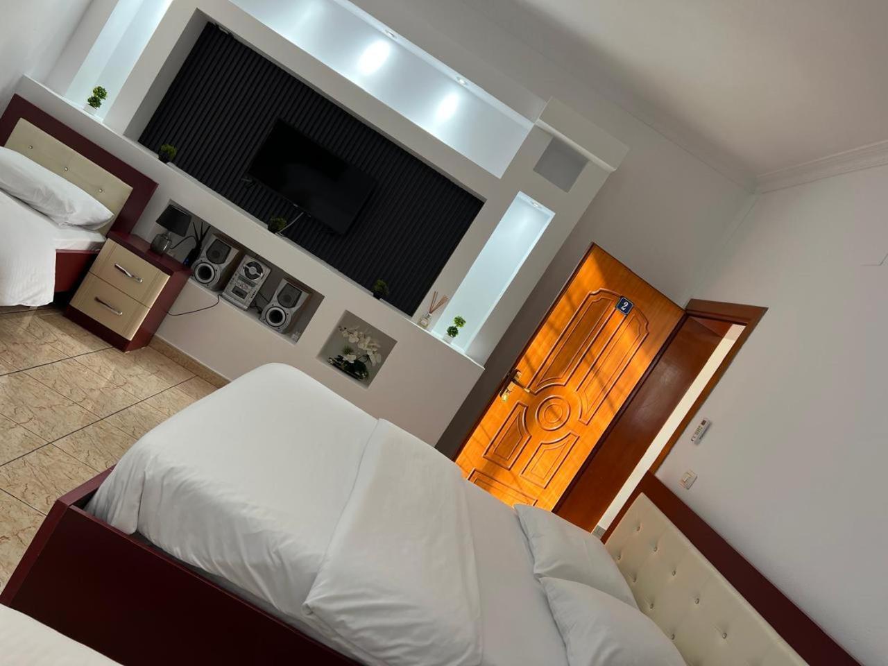 Hotel Kalaja Boks 외부 사진